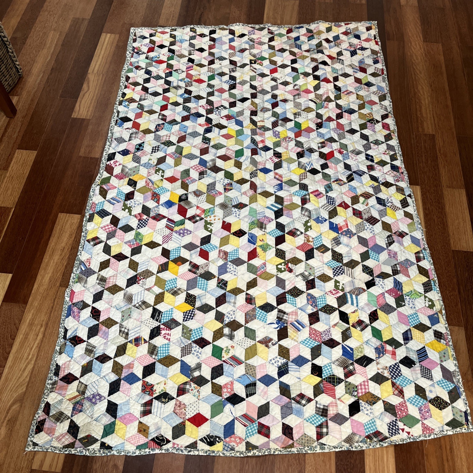 VTG Handmade Tumbling Blocks Quilt 55x81 Patchwork Quilted Cotton Reversible 