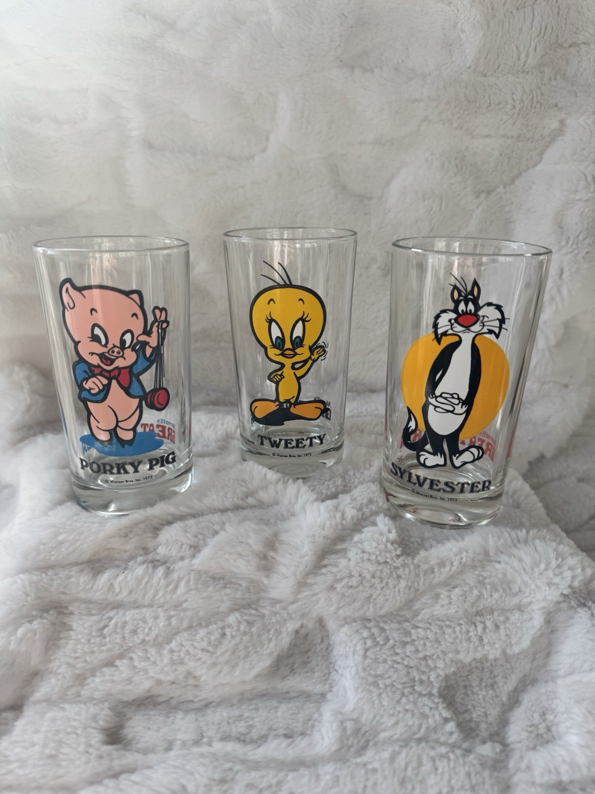 Vintage 1975 Looney Tunes Great America Glass Set of 3 Porky,Tweety  & Sylvester