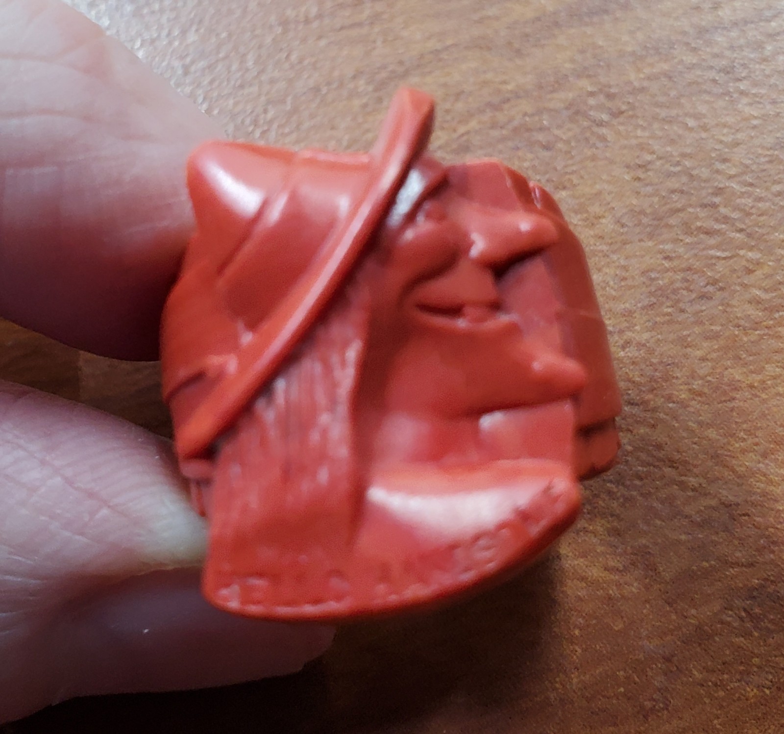 SMC1 Vtg Cracker Jack Red Plastic Witch Head Ring Premium Hello Handsome Size 4