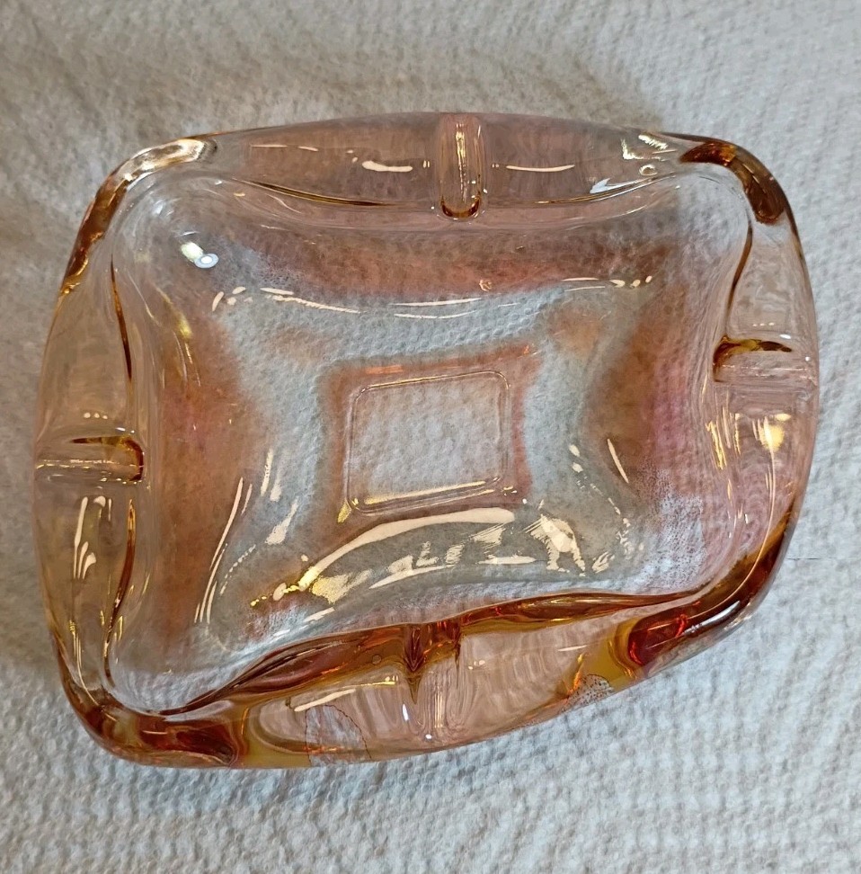 vintage Anchor Hocking MCM Pink Tint Freeform Cigarette Ashtray 1960's. vintage Anchor Hocking MCM Pink Tint Freeform Cigarette Ashtray 1960's.