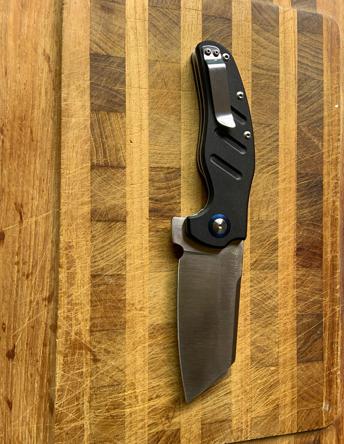 Kizer Vanguard CO1C (XL) SHEEPDOG. Cleaver Pocketknife Plain Edge Liner Lock G10