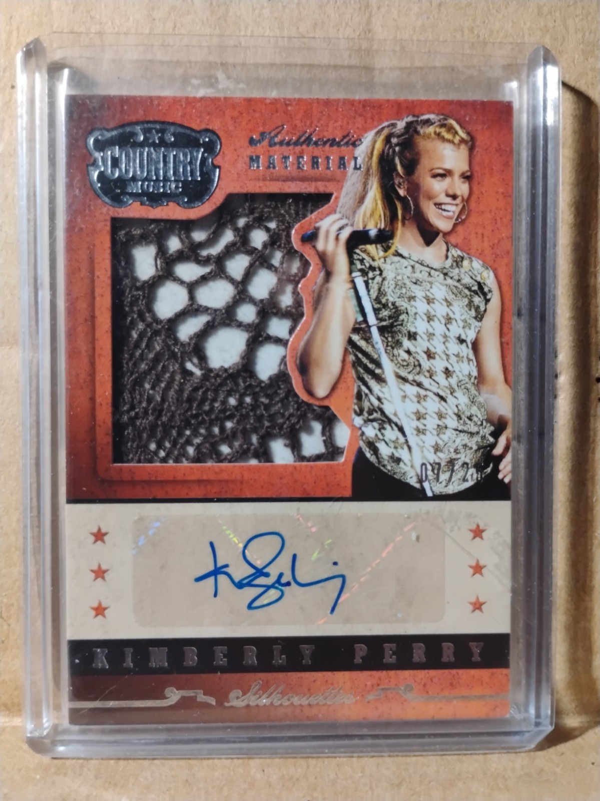 Kimberly Perry - 2014 Panini Country Music #SI-KP SILVER #07/25. AUTO Kimberly Perry - 2014 Panini Country Music #SI-KP SILVER #07/25. AUTO