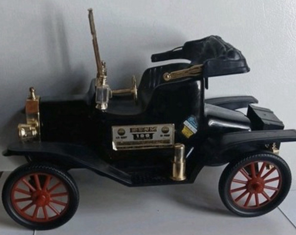 Vintage 1974 Jim Beam 1913 Ford Model T Car Decanter - Full & Factory Sealed
