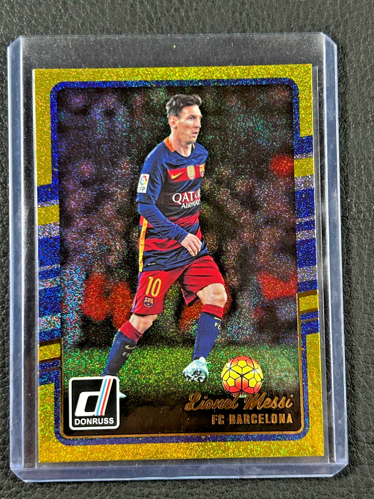 2016-17 Panini Donruss Soccer FC Barcelona Lionel Messi Gold #29