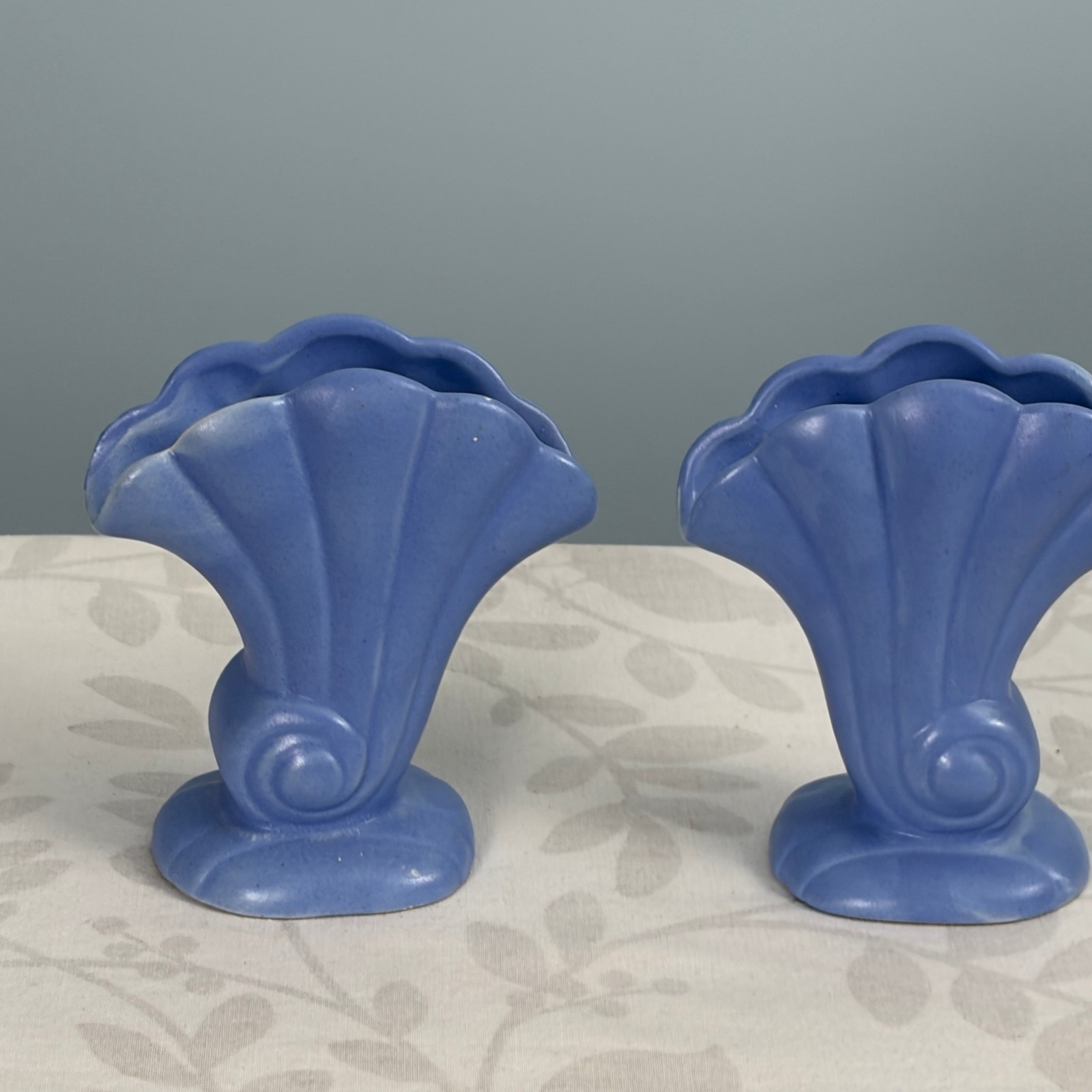 Vintage Red Wing Pottery Fan Vases Pair Blue Art Deco #897 MCM 1950s