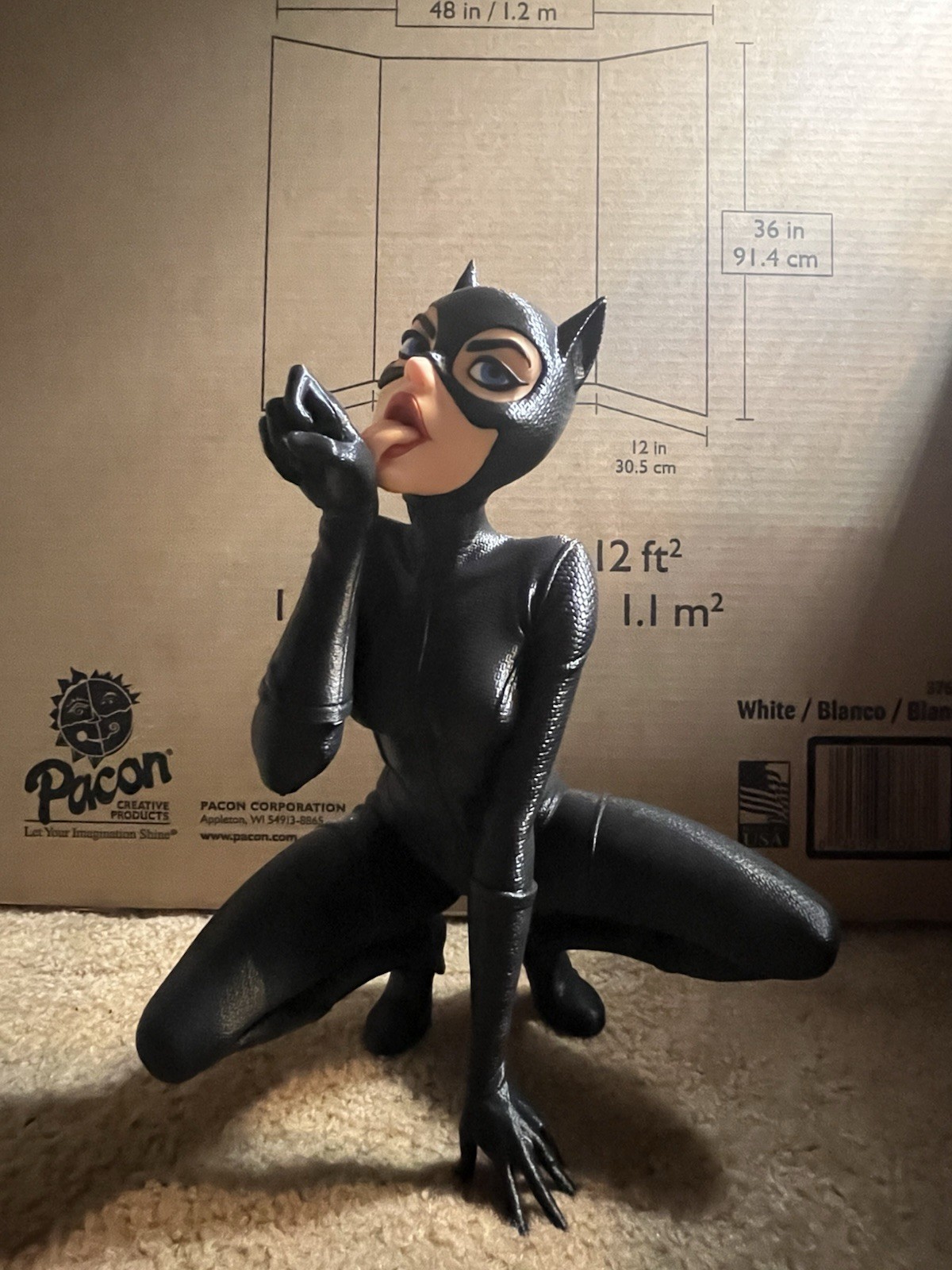 12’ Catwoman Statue 12’ Catwoman Statue