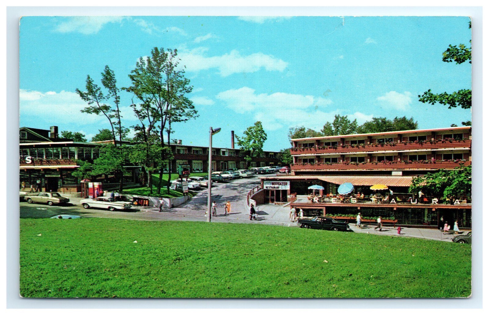 Postcard Honeymoon Motel and Restaurant Niagara Falls Canada c1960s Old Cars