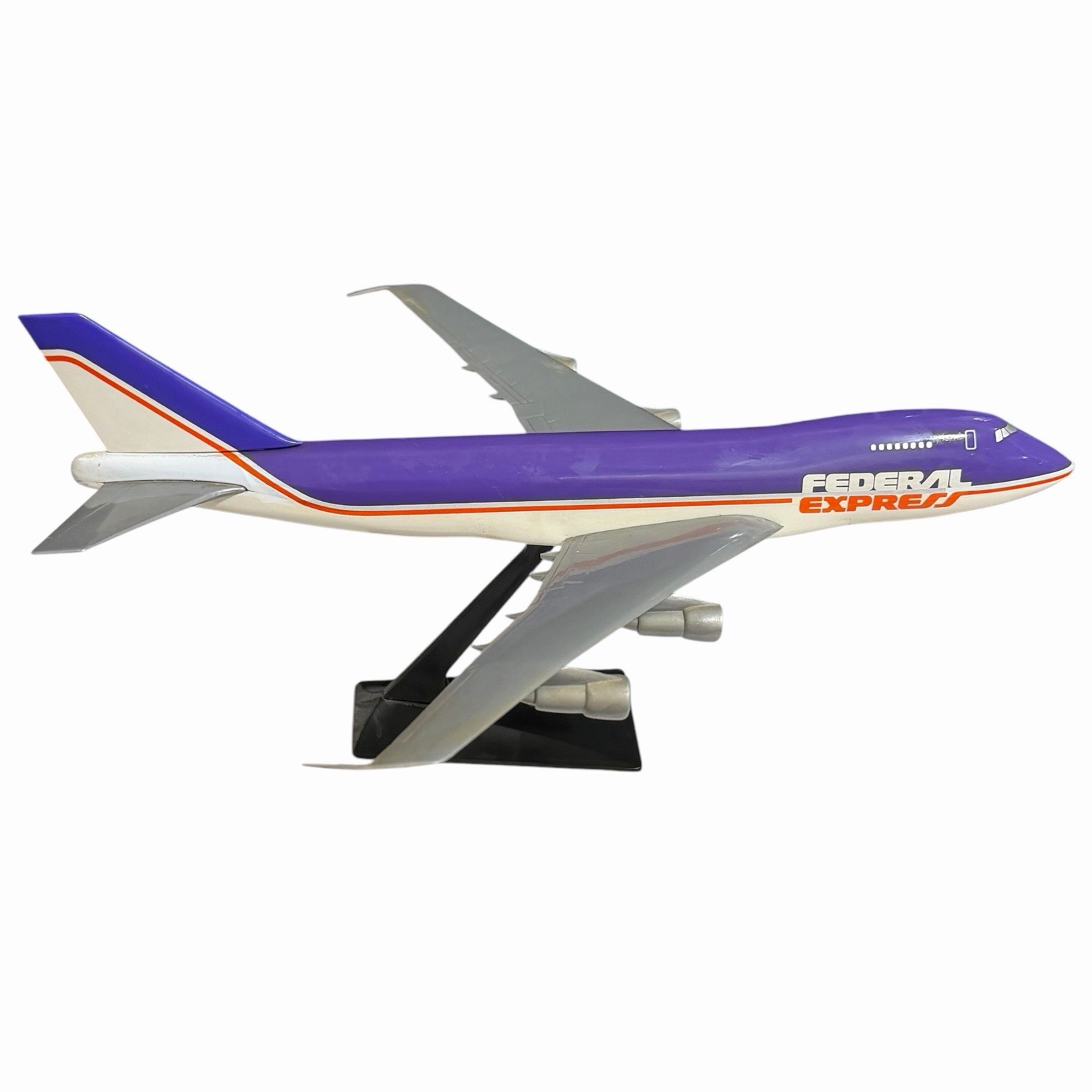 VTG Federal Express Boeing 747 Desk Model 10.5” Retro Livery EUC 1:250 Scale VTG Federal Express Boeing 747 Desk Model 10.5” Retro Livery EUC 1:250 Scale