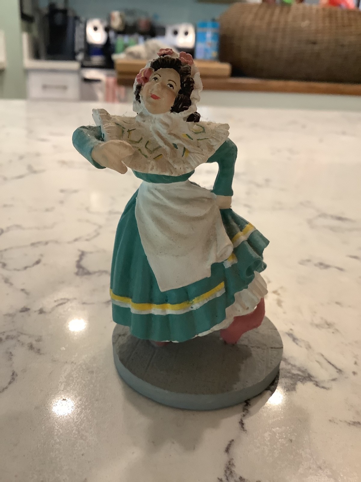 Vintage Loew's- 1988 Franklin Mint- Wizard of Oz Figurine- 'The Munchkin Woman'