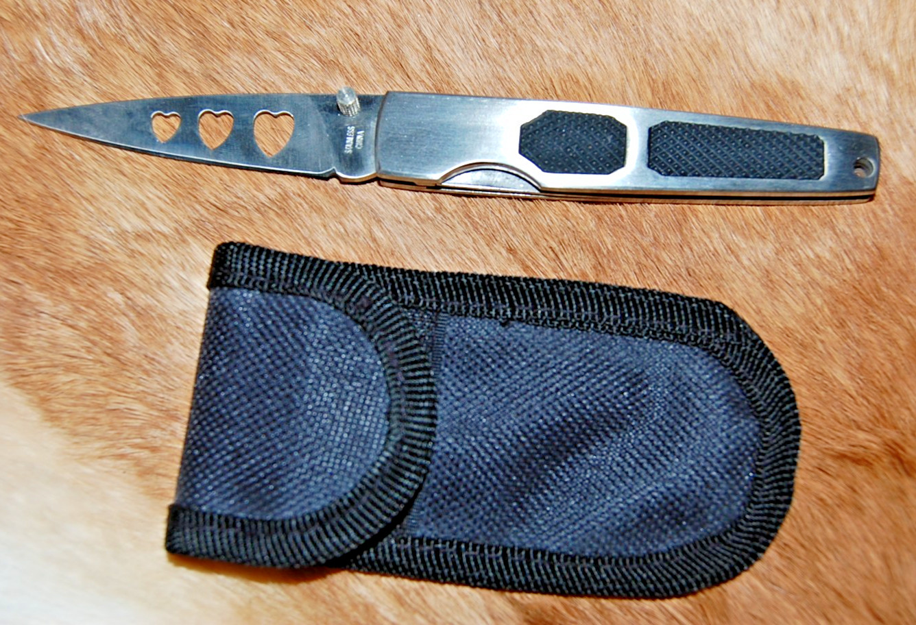 Three Heart EDC Liner Lock Pocket Knife - NEW