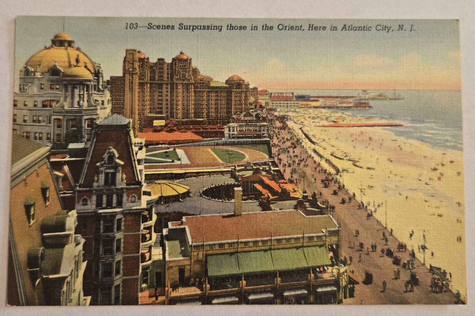 Early Linen Unused Postcard Boardwalk Scene Atlantic City New Jersey NJ 021