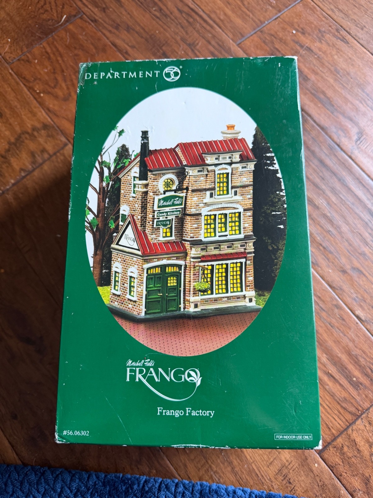 New Dept. 56 Dept.56 Marshall Fields Frango Candy Factory with box New Dept. 56 Dept.56 Marshall Fields Frango Candy Factory with box