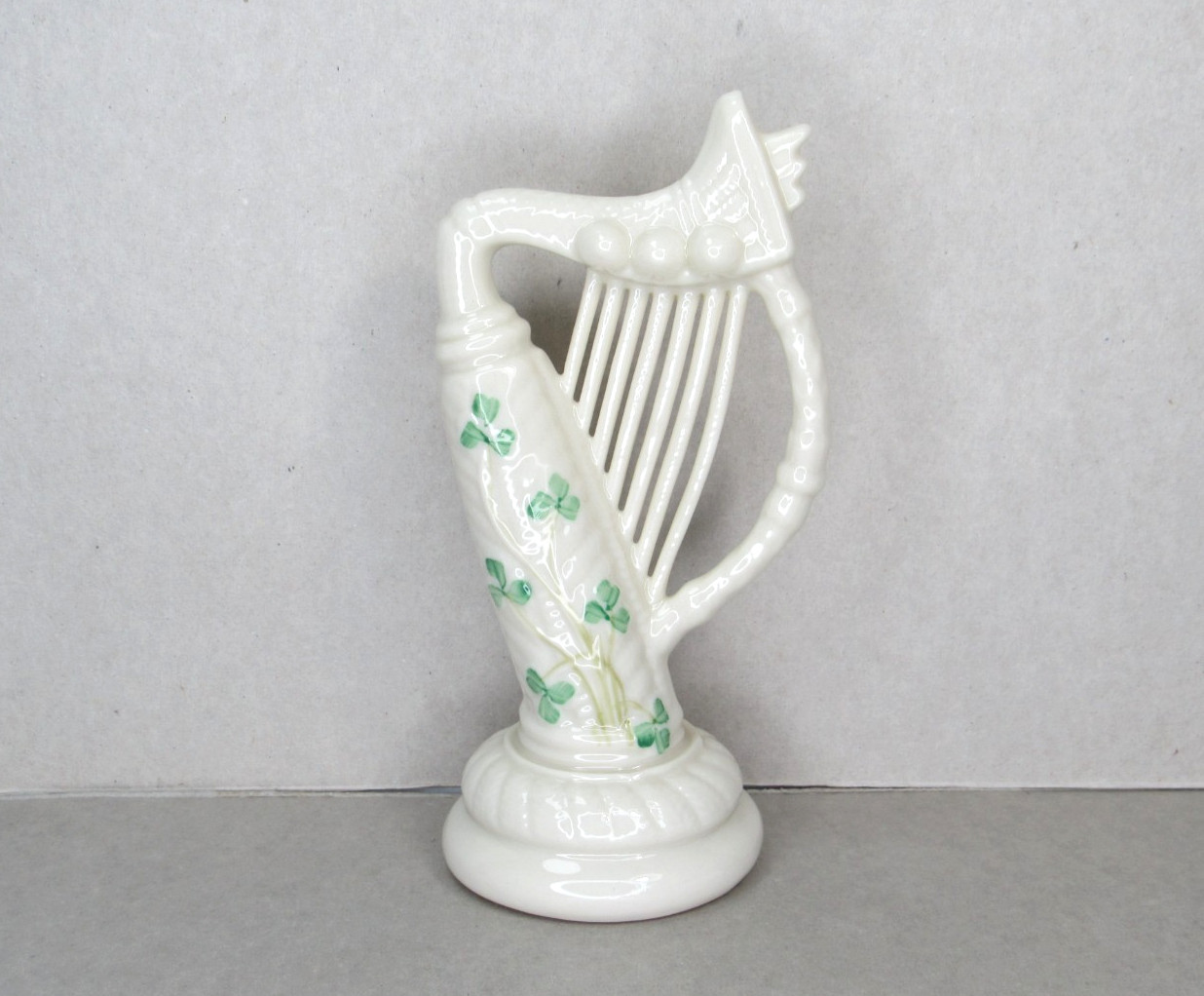 RARE Vtg Belleek HARP Green Shamrock Ireland Porcelain Irish 7th / Gold Mark 6\