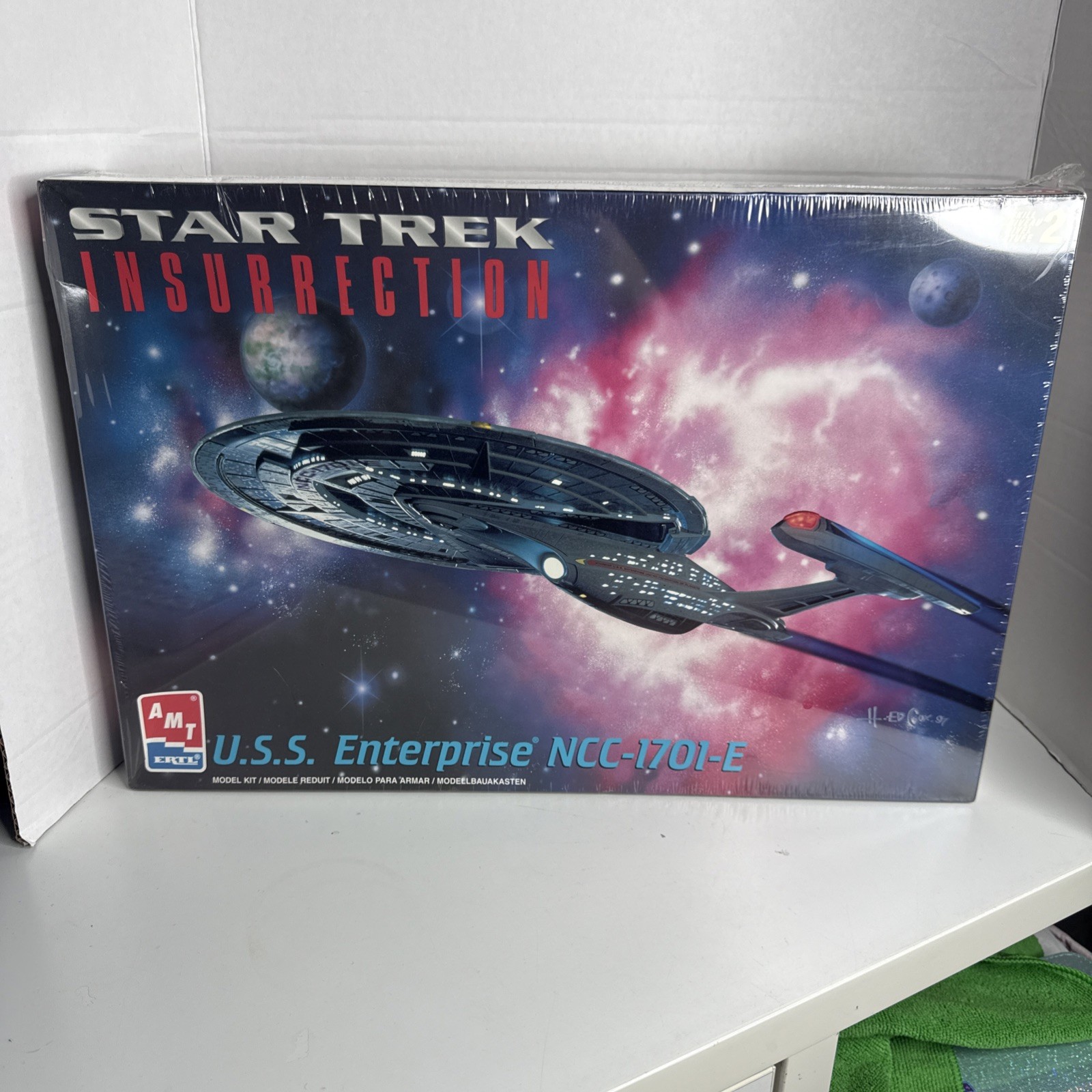 AMT ERTL Star Trek Insurrection U.S.S. Enterprise NCC-1701-E Model Kit SEALED