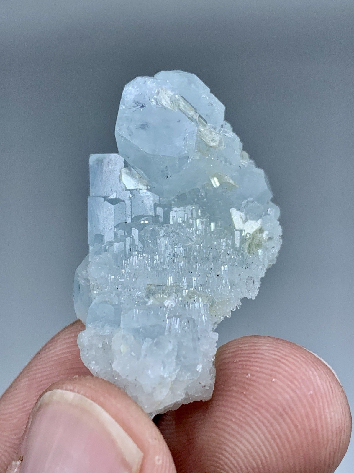 16 Gm Aquamarine DT Floater Crystal Cluster From Nagar Valley