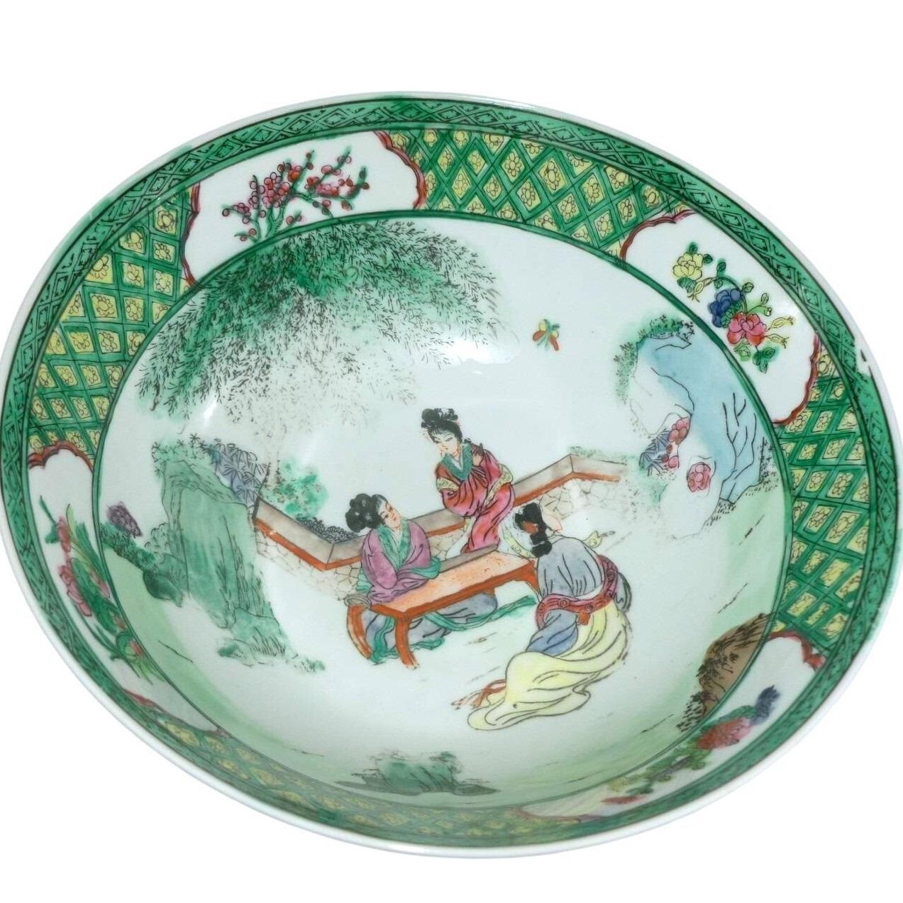 Vintage Chinese Famille Verte Porcelain Bowl Qianlong Mark Garden Scene Figures