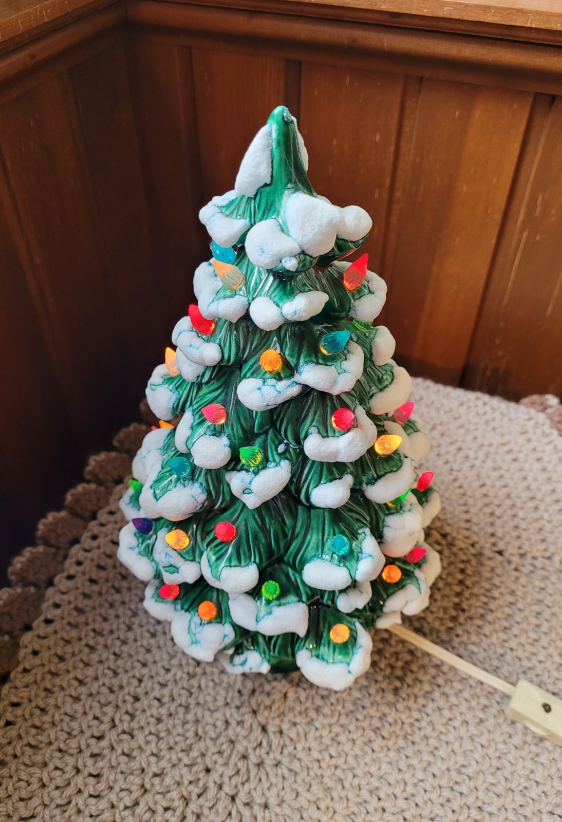 Vintage Holland Mold Ceramic Flocked Christmas Tree With lights and base 12 Vintage Holland Mold Ceramic Flocked Christmas Tree With lights and base 12