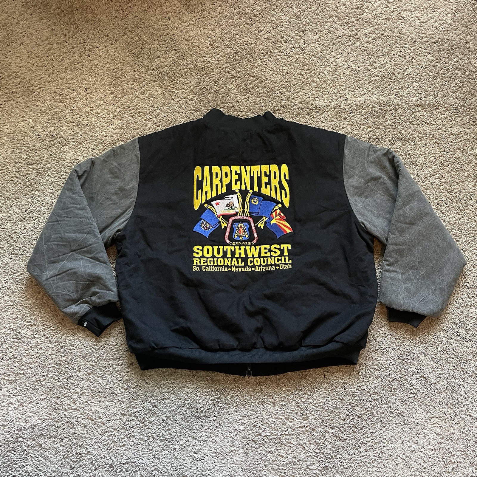 United Brotherhood of Carpenters Local Union Made Full Zip Jacket XL USA United Brotherhood of Carpenters Local Union Made Full Zip Jacket XL USA