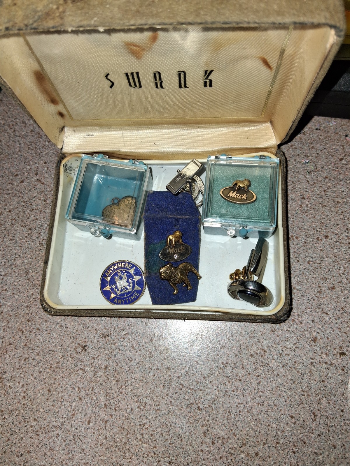 Vintage Mack Trucks 15 Year Service Pin~ 10K Gold + Ruby & Diamonds~ Orig. Case