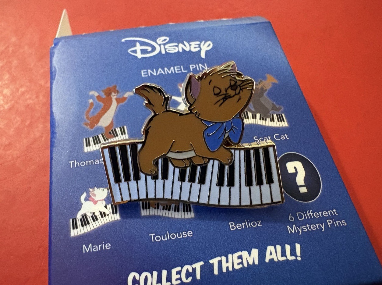 Pink a la Mode PALM The Aristocats On Piano Toulouse LE 250 Mystery Disney Pin