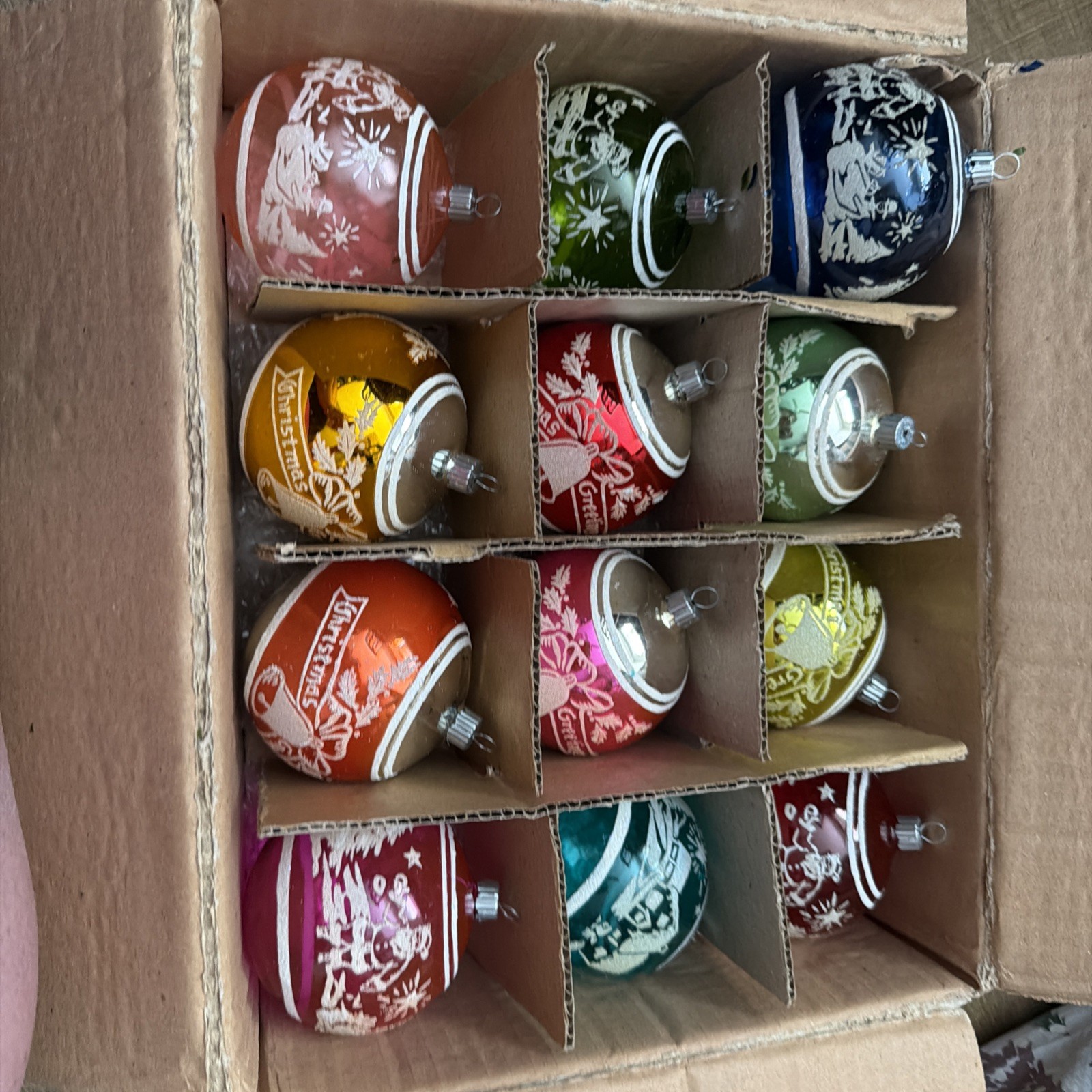 Vintage Shiny Brite 12 Pack Stenciled Ornament Sold As Is Vintage Shiny Brite 12 Pack Stenciled Ornament Sold As Is