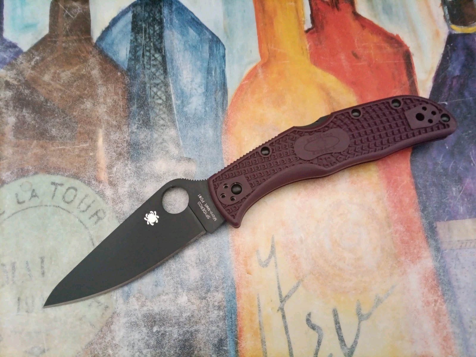 Spyderco Endela, Black CTS-PD#1 Plain Blade, Burgundy FRN Handle