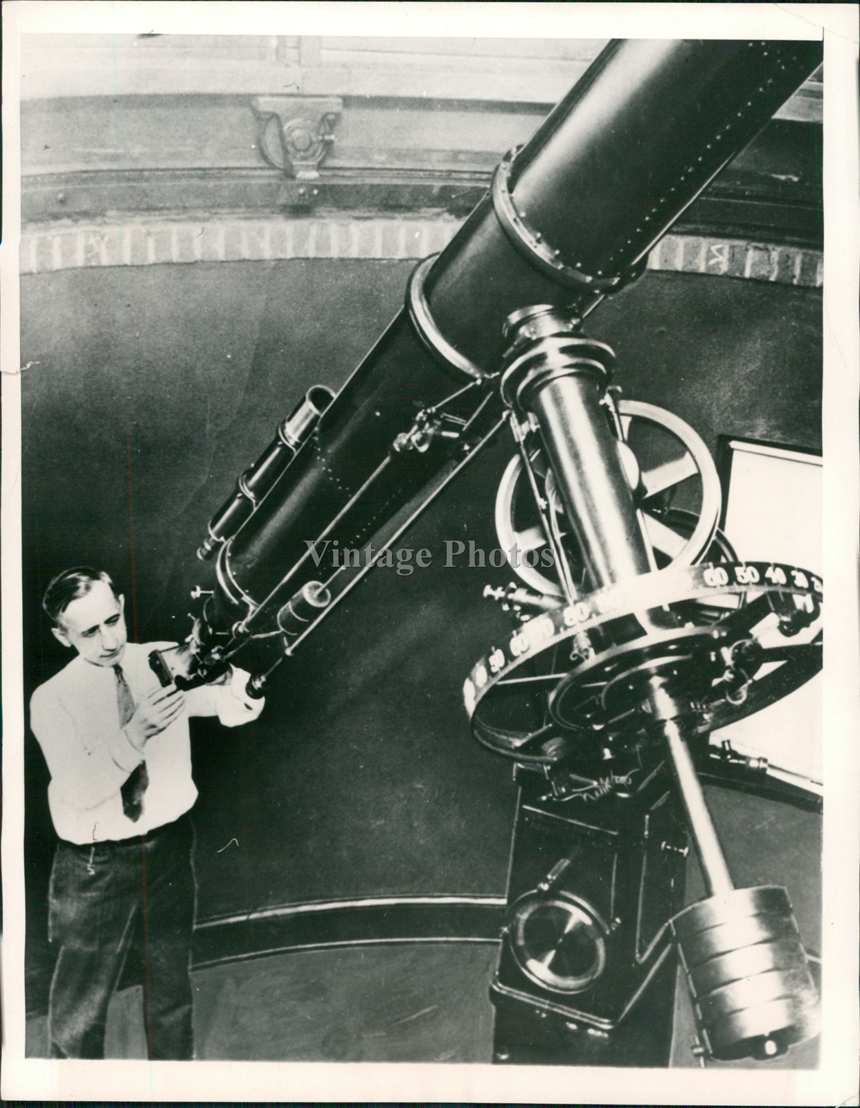 1934 Professor J Nassau Science Cleveland Machine Press Vintage Photo 7x9
