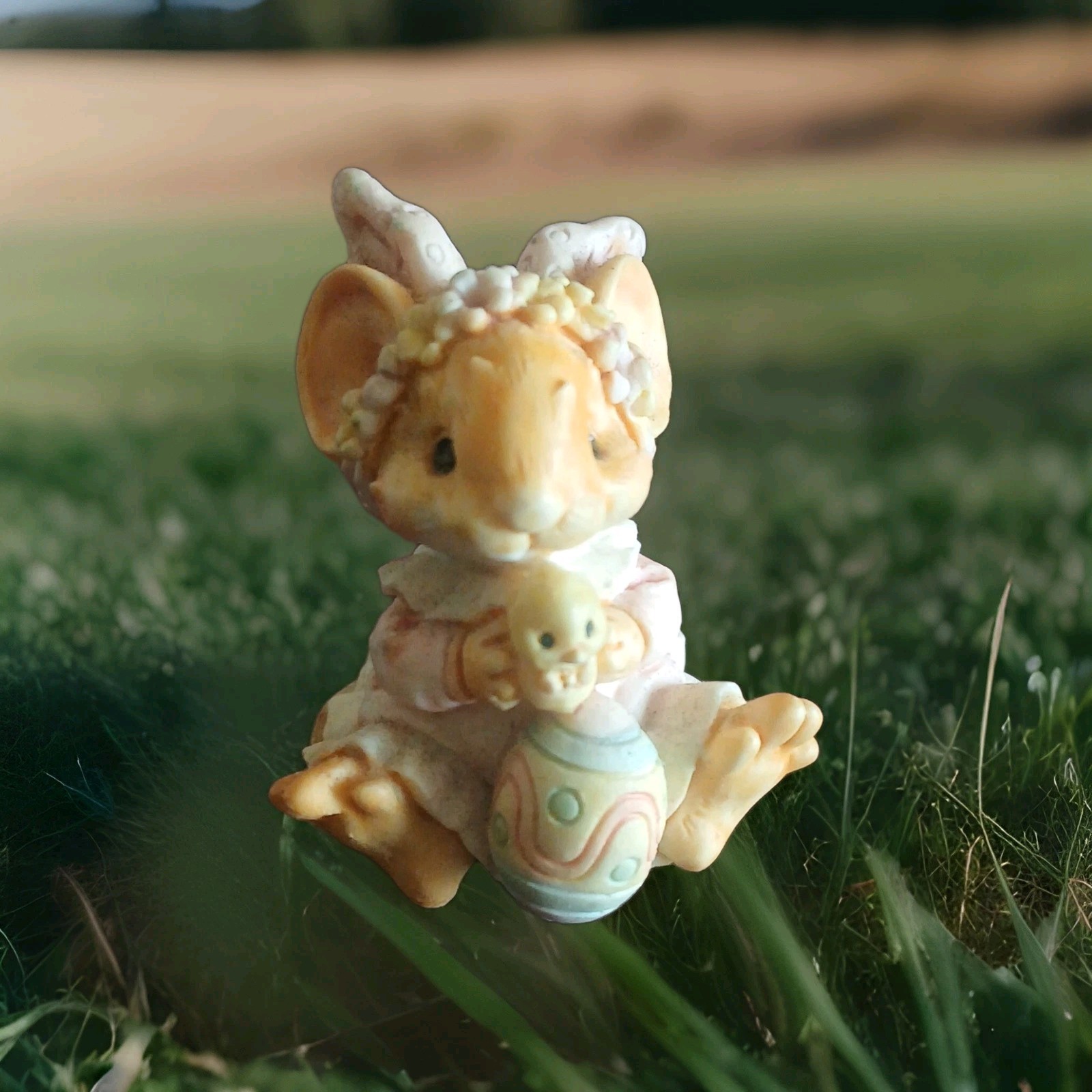 EUC Ganz Little Cheesers Sweet Cicely & Easter  Egg Figurine (1991 - #05653)