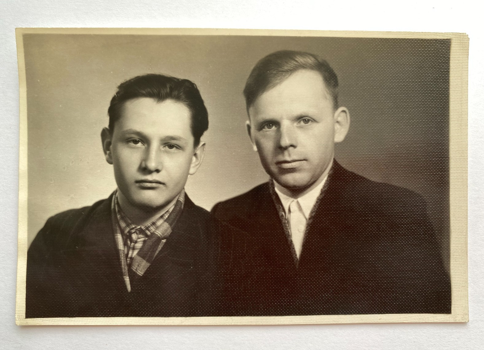 Handsome young men affectionate guys gay interest Vintage Photo Portrait