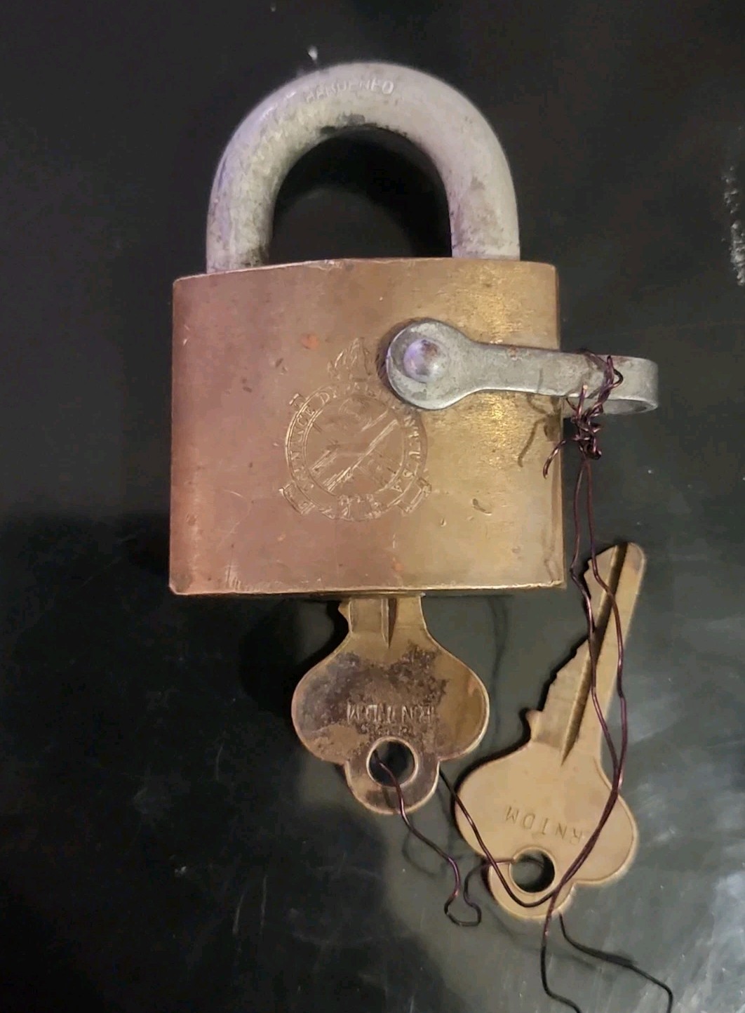 Vintage Eagle Lock Co U.S. Ordnance Brass Padlock RNTDM w/ 2 Keys WWII