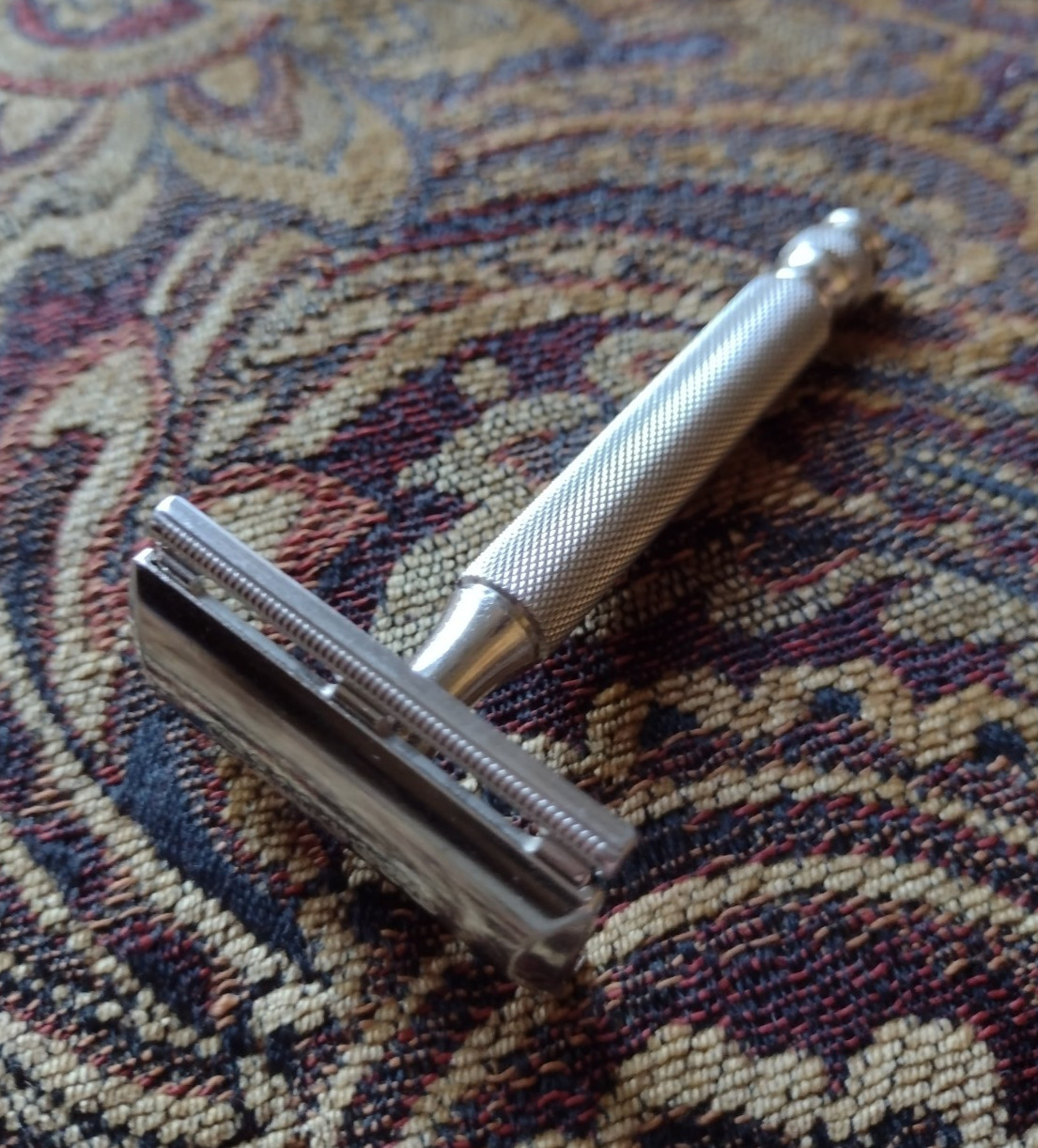 Vintage Gillette J2 Ball End Double Edge Safety Razor