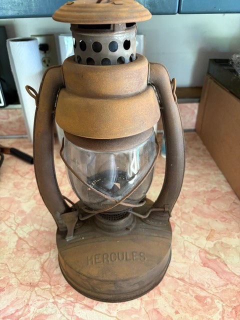 Vintage 1930s Embury Hercules Kerosene Barn Lantern