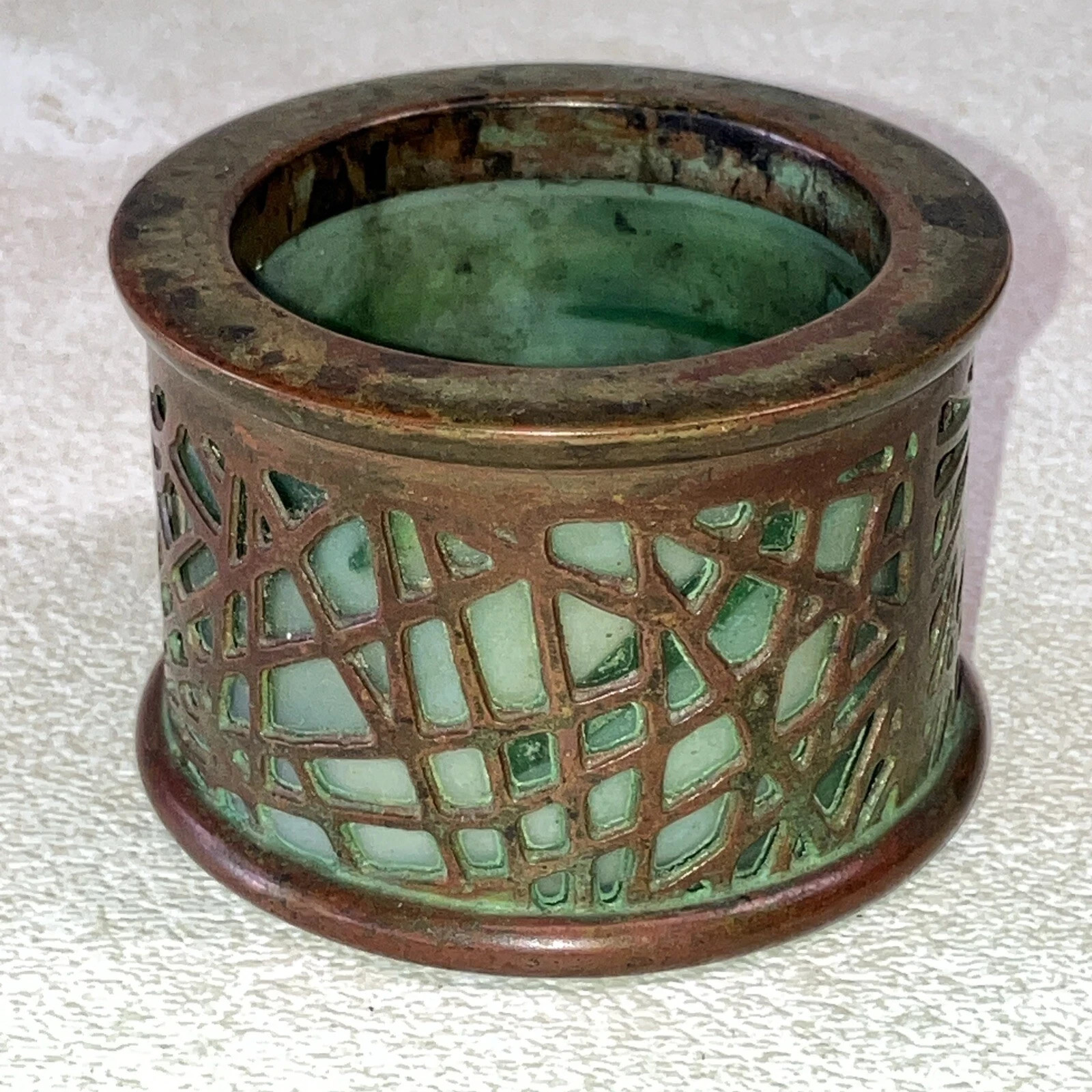 Rare, Antique Tiffany Studios New York Bronze Green Favrile Art Glass Round #981 Rare, Antique Tiffany Studios New York Bronze Green Favrile Art Glass Round #981