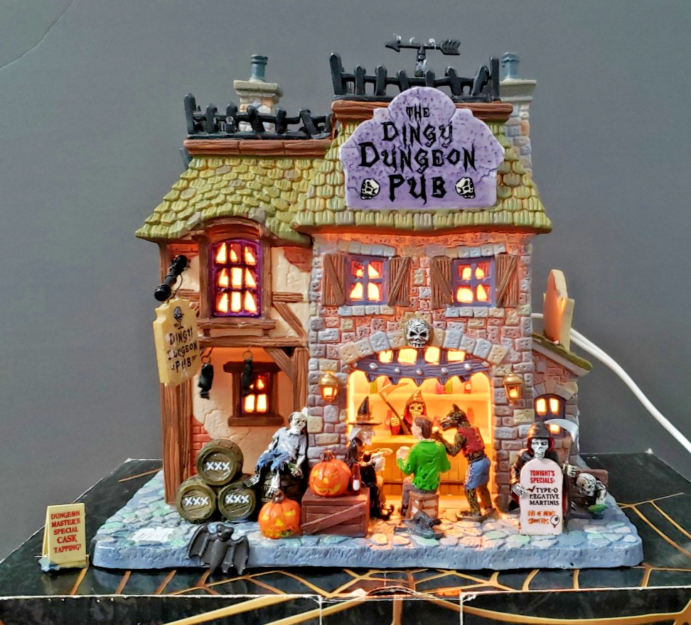 *WORKS* Lemax Halloween Spooky Town Dingy Dungeon Pub Reaper RETIRED 2014