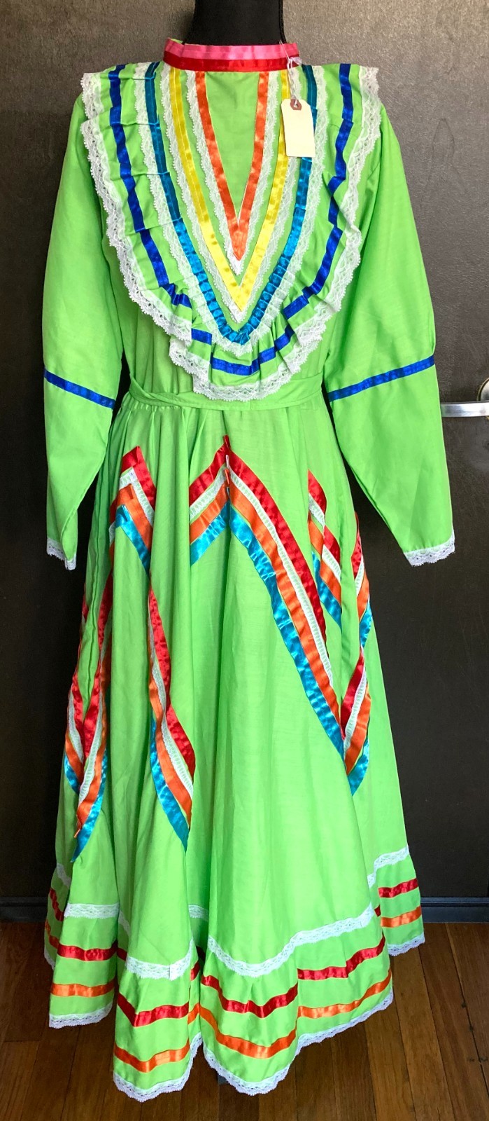 Traditional Mexican Folklorico Green Ribbon Dance Dress Jalisco Zipper Girls 16 Traditional Mexican Folklorico Green Ribbon Dance Dress Jalisco Zipper Girls 16