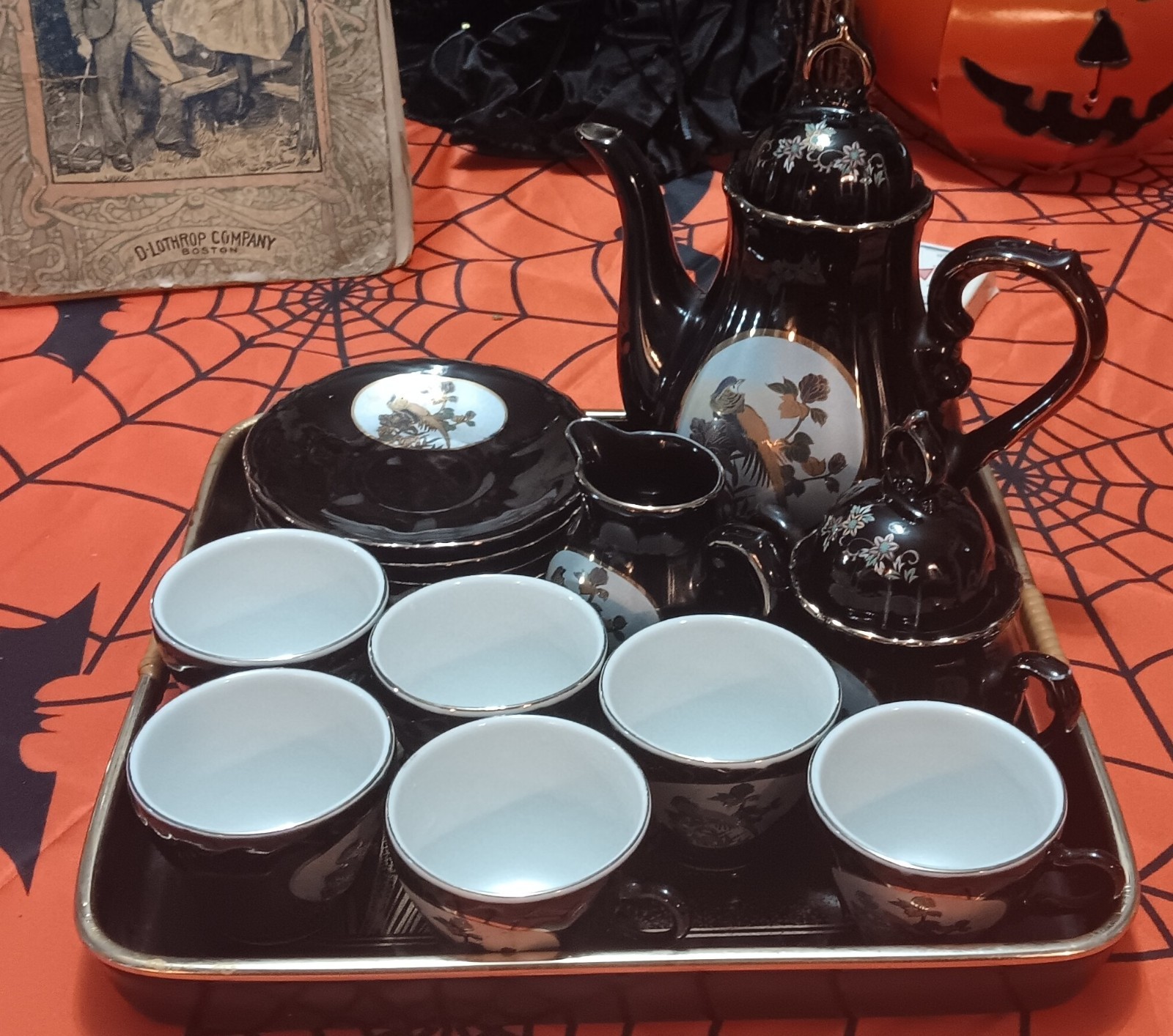 Vintage Japanese's Fine China Tea Set Black Porcelain 1950-80s 16-piece Vintage Japanese's Fine China Tea Set Black Porcelain 1950-80s 16-piece