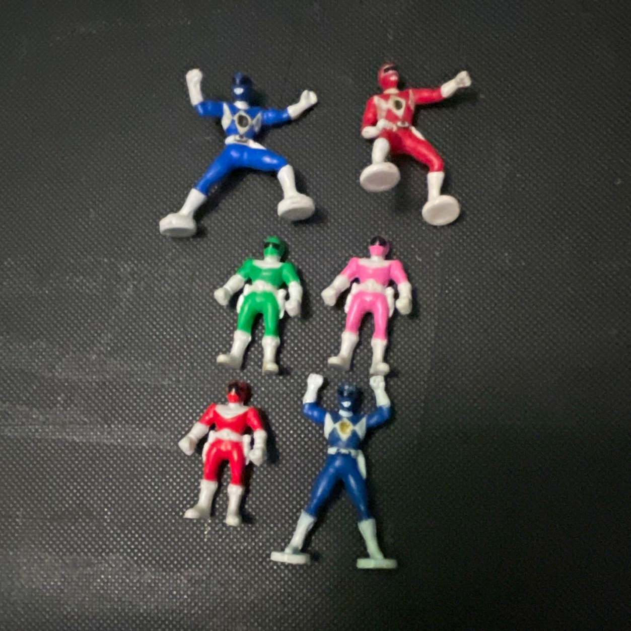 Power Rangers Mini Figures Mixed Lot 6-Pack Red Blue Green Pink Plastic