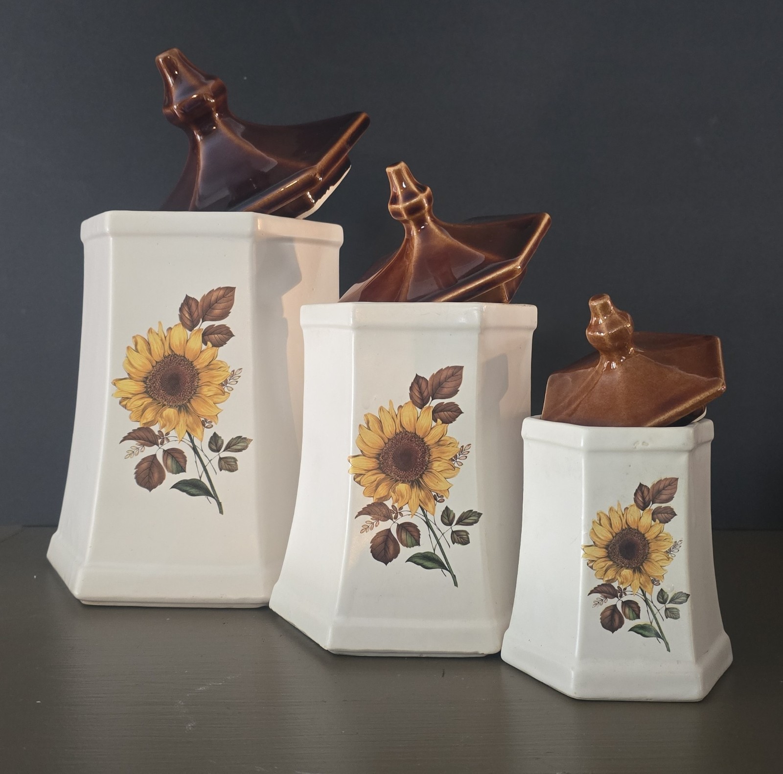 Vintage McCoy Sunflower Canister 3 Pc Set # 208-S, 208-M, 208-L Exc Cond Used