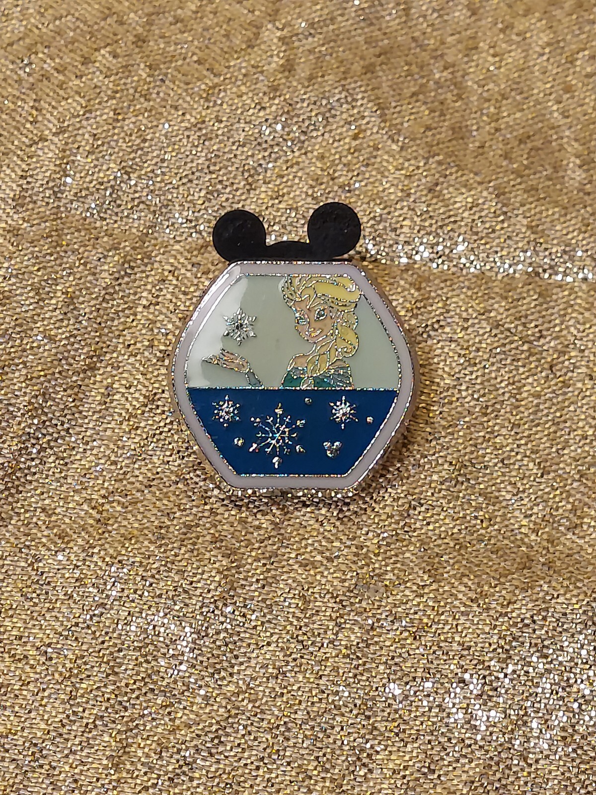 Disney HKDL Frozen Elsa Magical Ferris Wheel Snowflakes WDW Parks Pin Trading