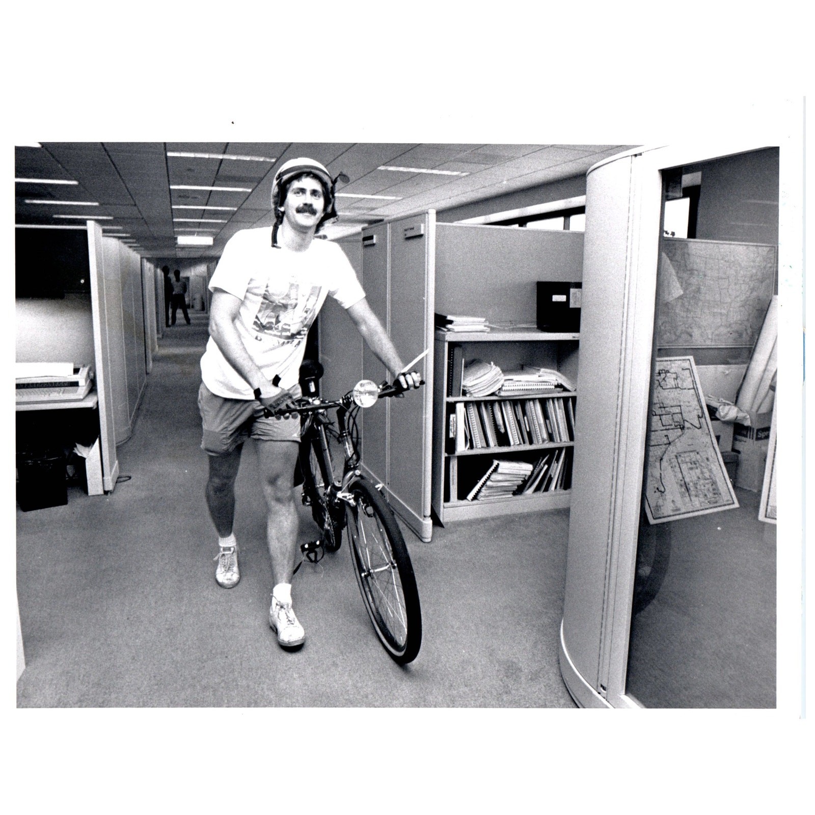 1989 Press Photo Cycling Jeff Hunter Riding Bike Miami Herald 8x10\