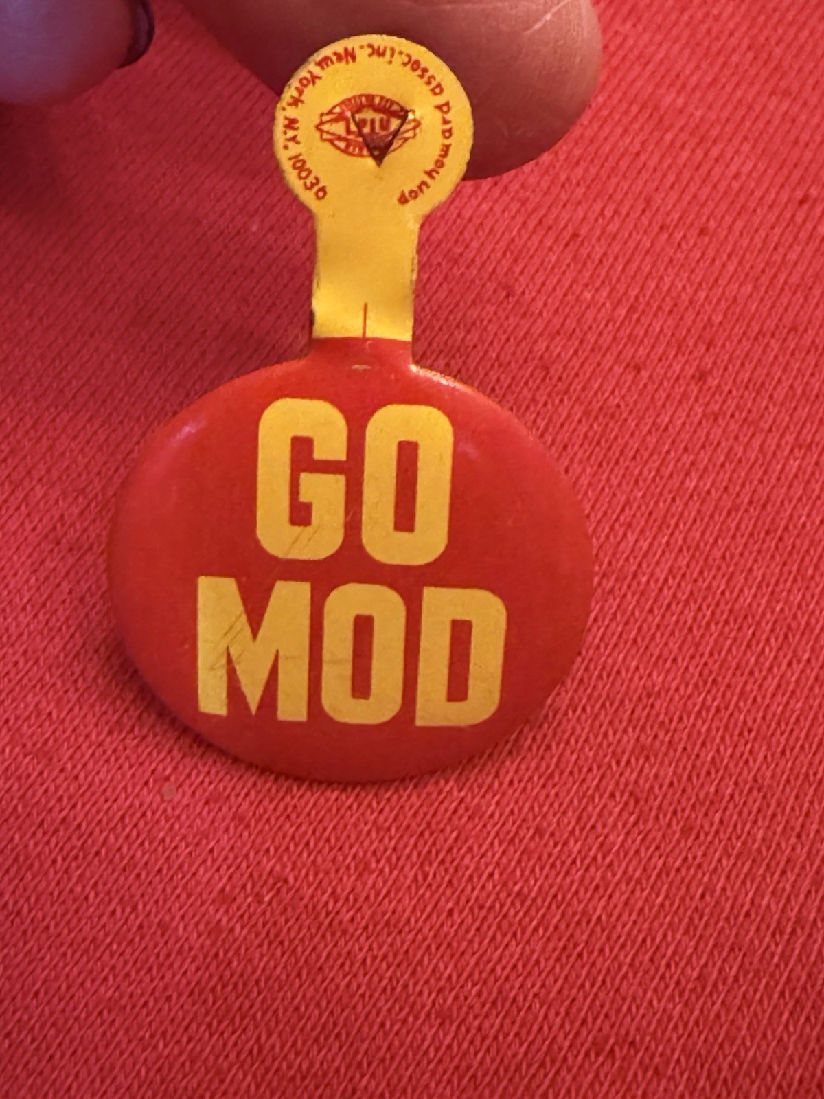 Vintage 1965 Don Howard British GO MOD Tin Tab Pin Excellent Condition