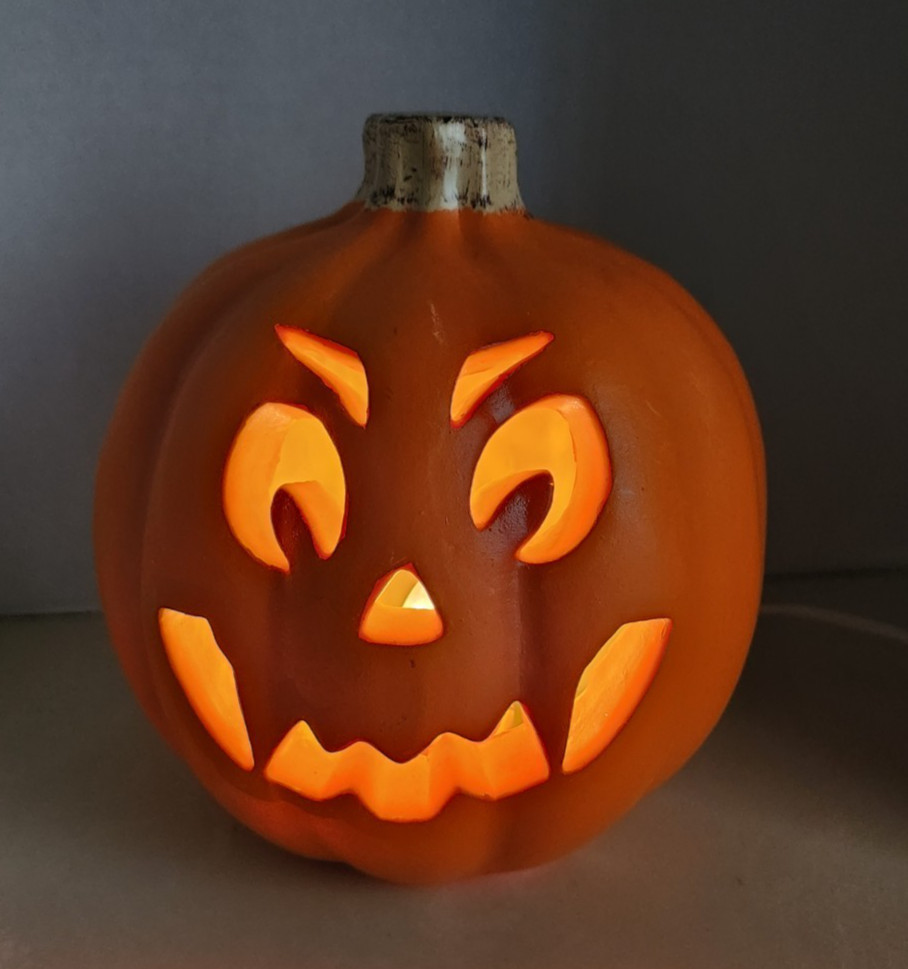 VTG 1998 The Paper Magic Group Inc. Light Up Scary Pumpkin Halloween Decoration