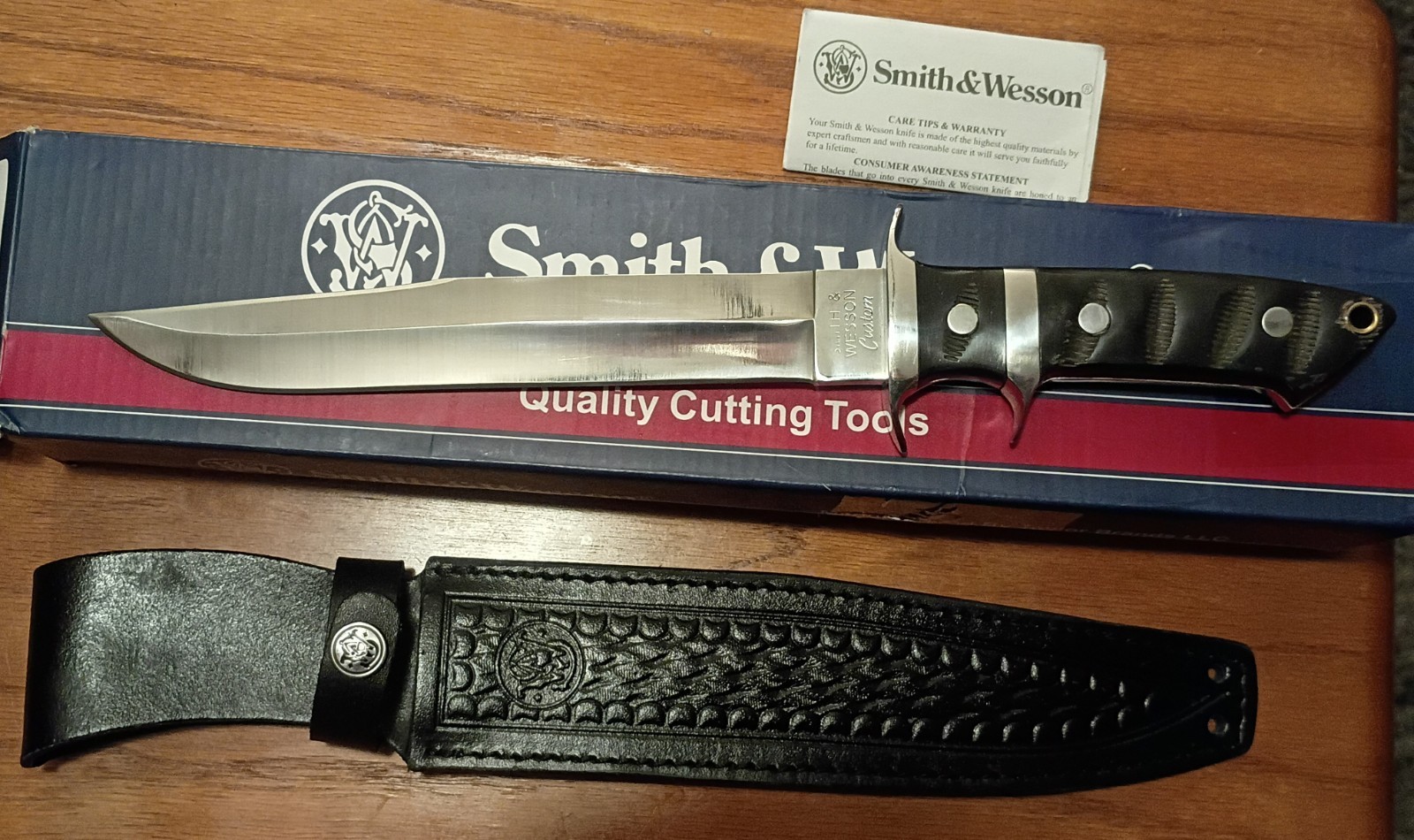 VINTAGE SMITH & WESSON CUSTOM SWLBH BUFFALO HORN SUBHILT COMBAT KNIFE RARE MINT VINTAGE SMITH & WESSON CUSTOM SWLBH BUFFALO HORN SUBHILT COMBAT KNIFE RARE MINT