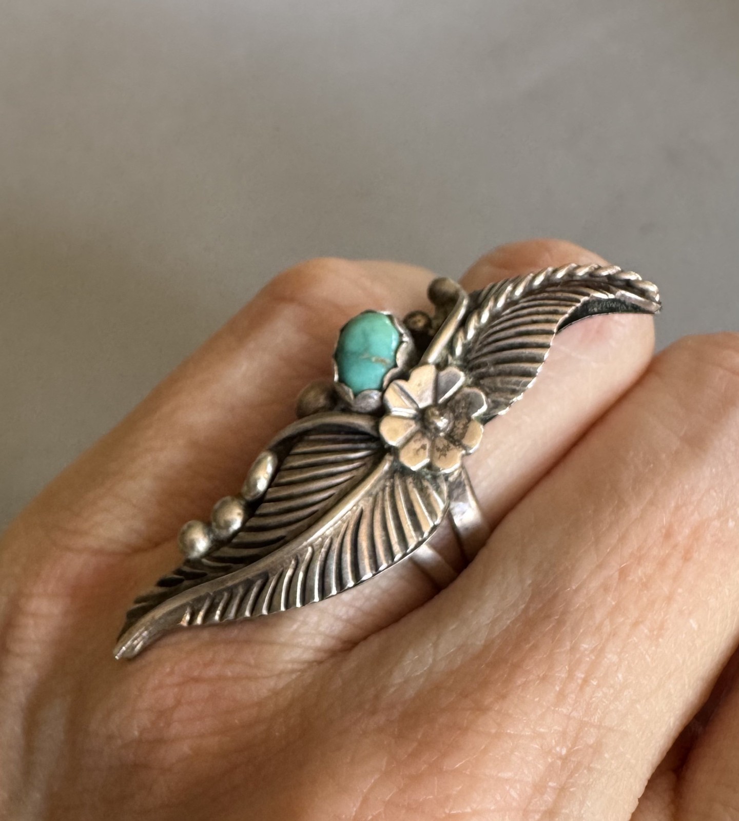 Vintage Navajo Sterling Silver Turquoise Ring Size 6 Vintage Navajo Sterling Silver Turquoise Ring Size 6