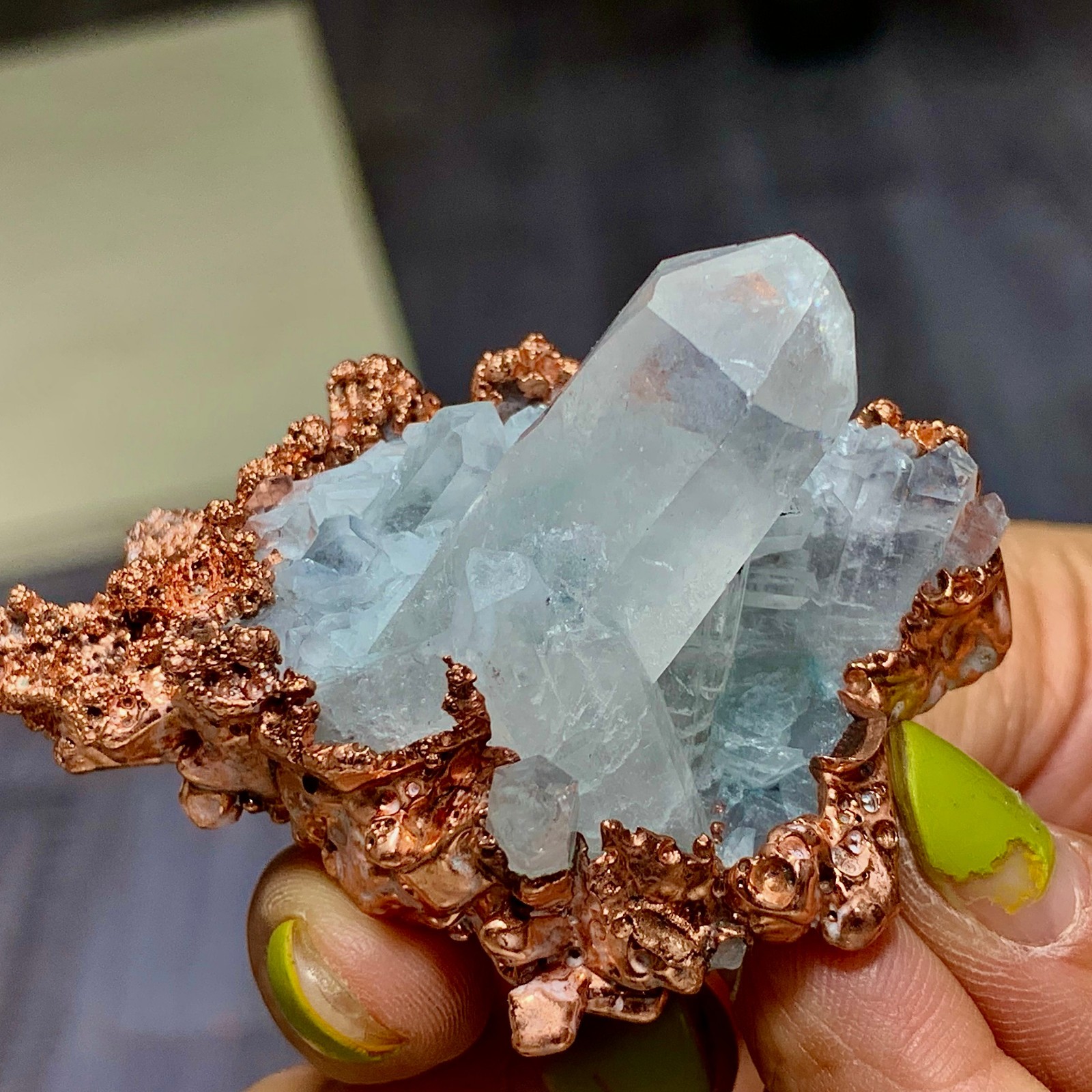 71G Rare iridescent Natural Copper + white quartz crystal mineral-symbiosis