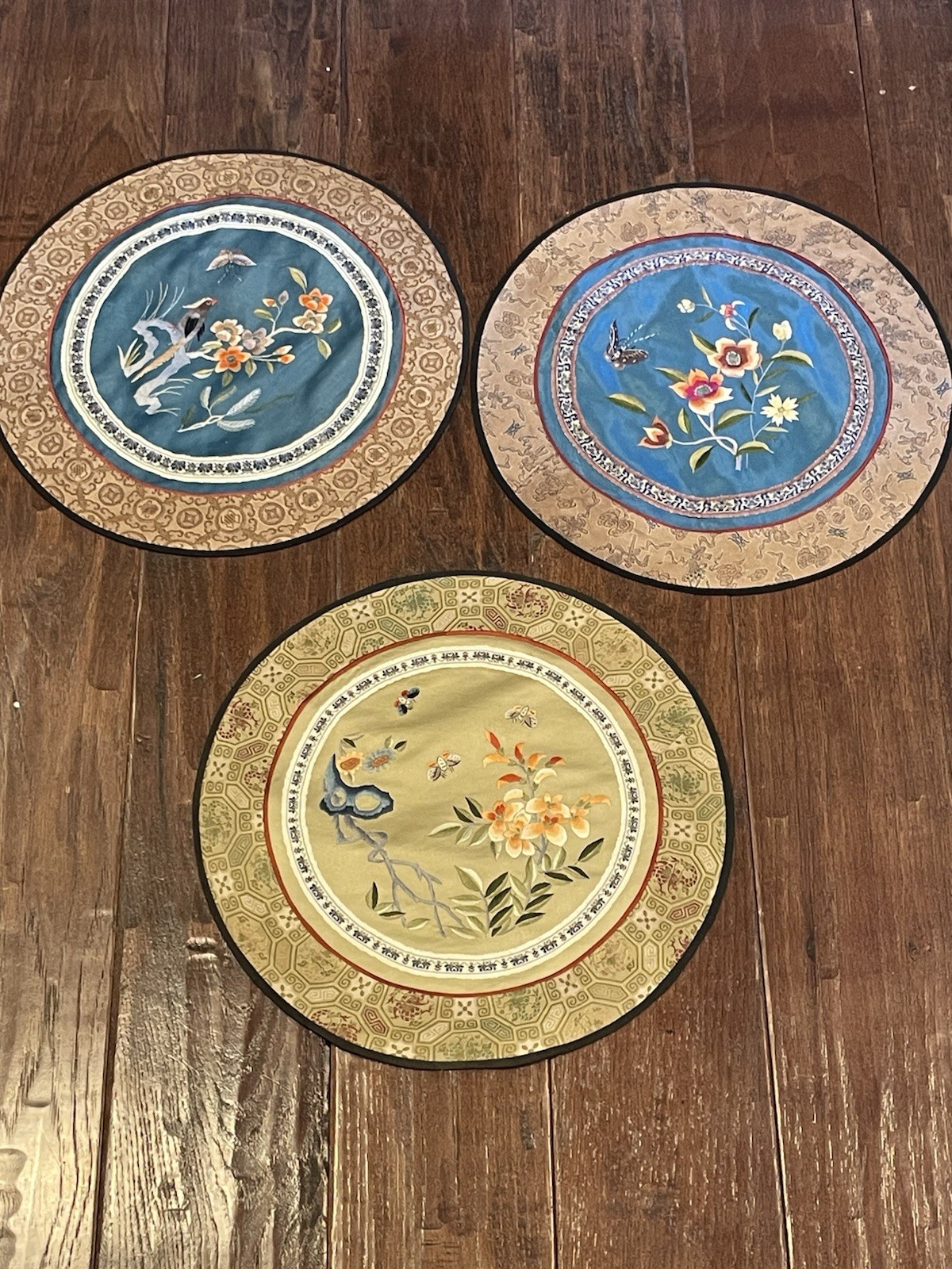 Vintage Chinese Silk Embroidered Round Textile Tapestry Flowers Bird Dun Haung