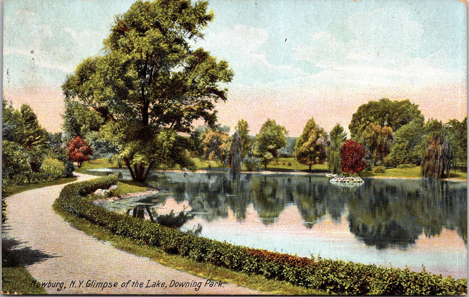 Vintage Postcard Newburg NY Glimpse Lake Downing Park Color StdSz 5.5x3.5 DivBk