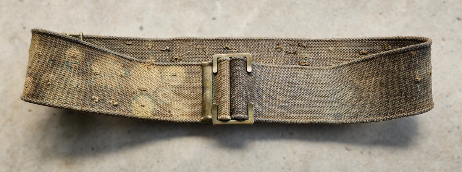 Original WWI British P08 Walking Out Web Belt (Hate Belt with Missing Insignia)