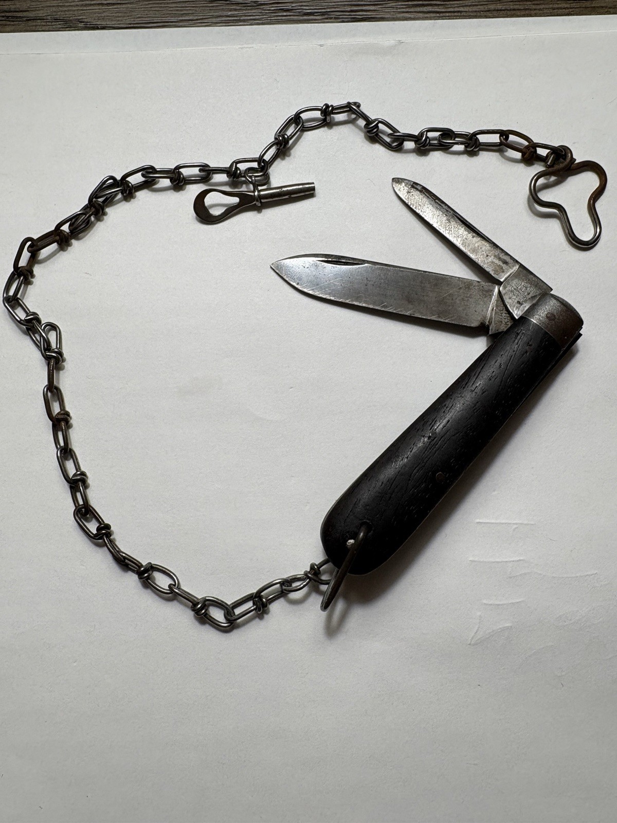 Antique Walden Knife Co USA 2 Blade Wood Pocket Knife Bail Chain Key 22671
