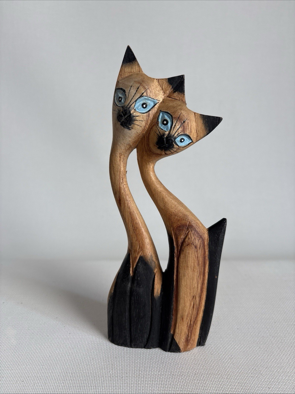Vintage Adorable Hand Carved Wood Cats 2 Figurine 7 3/4” tall Blue Eyes Vintage Adorable Hand Carved Wood Cats 2 Figurine 7 3/4” tall Blue Eyes